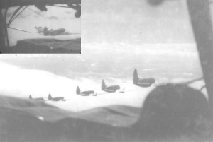 作者攝於 1949 年 CAT 民航機編隊由昆明飛至廣州途中