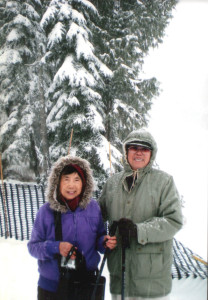 作者夫婦攝於溫哥華雪山