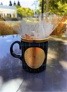 一個不尋常的茶杯～憶起在美電子廠打工的一段經歷